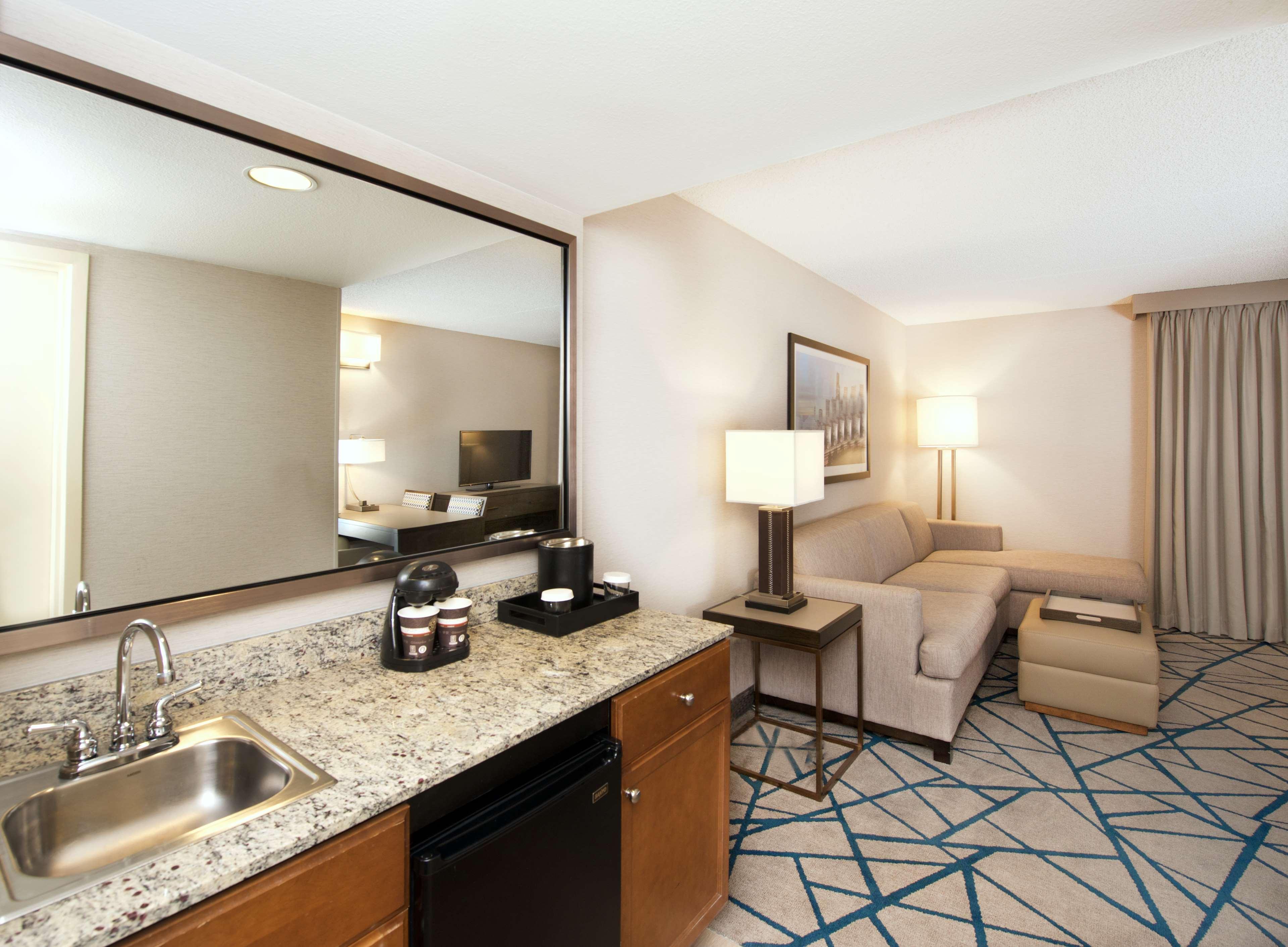 Embassy Suites By Hilton Seattle Bellevue Ngoại thất bức ảnh