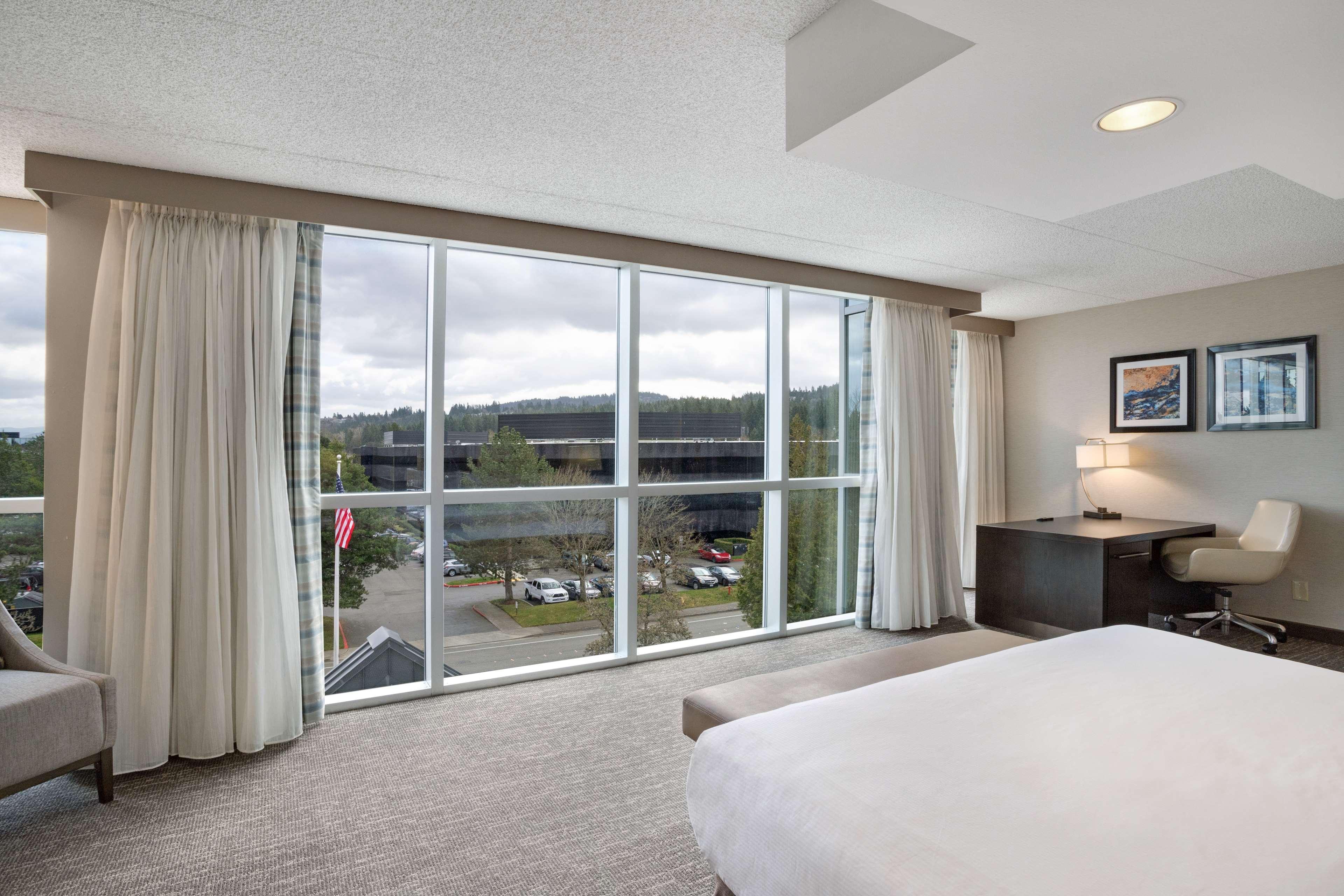 Embassy Suites By Hilton Seattle Bellevue Ngoại thất bức ảnh