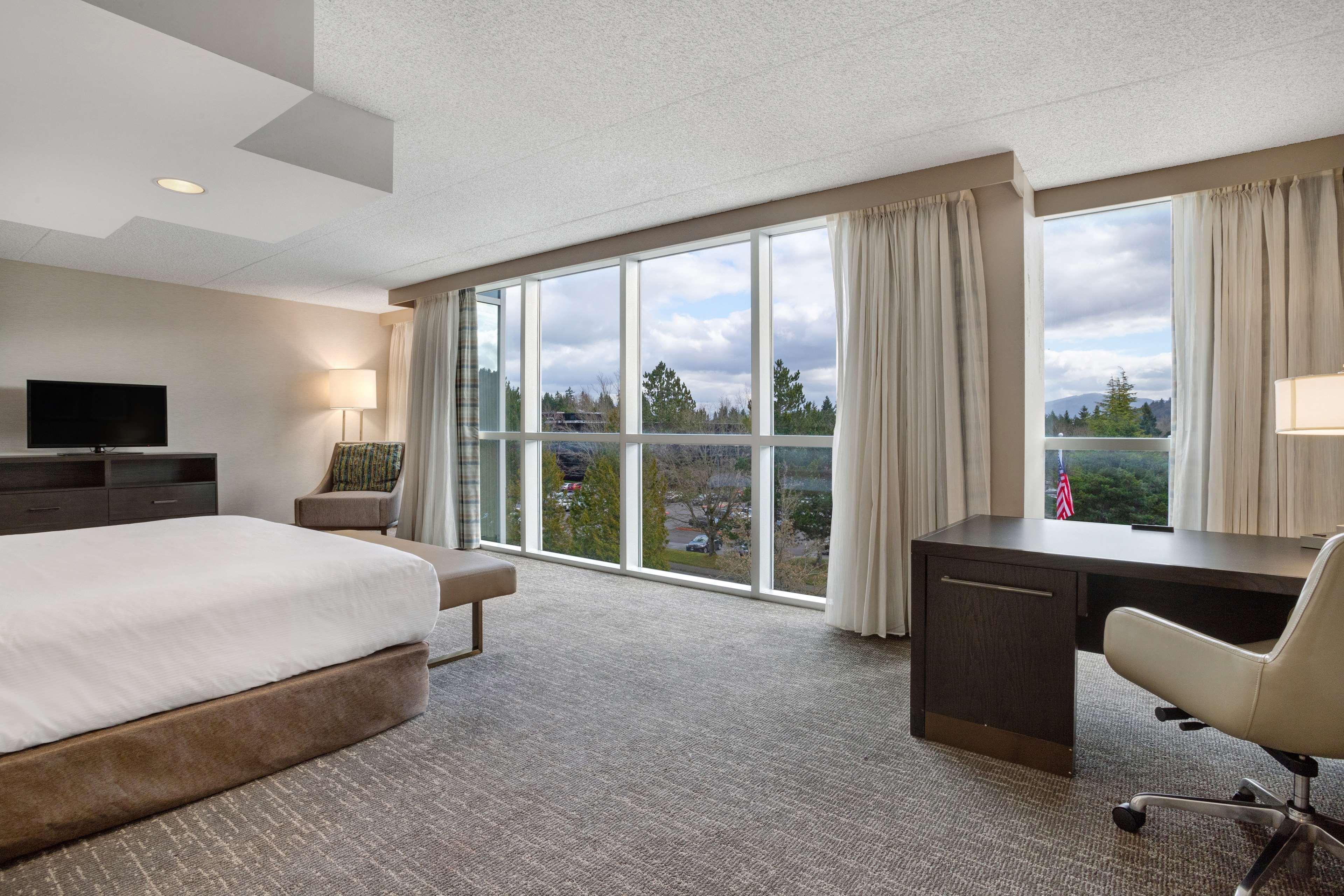 Embassy Suites By Hilton Seattle Bellevue Ngoại thất bức ảnh