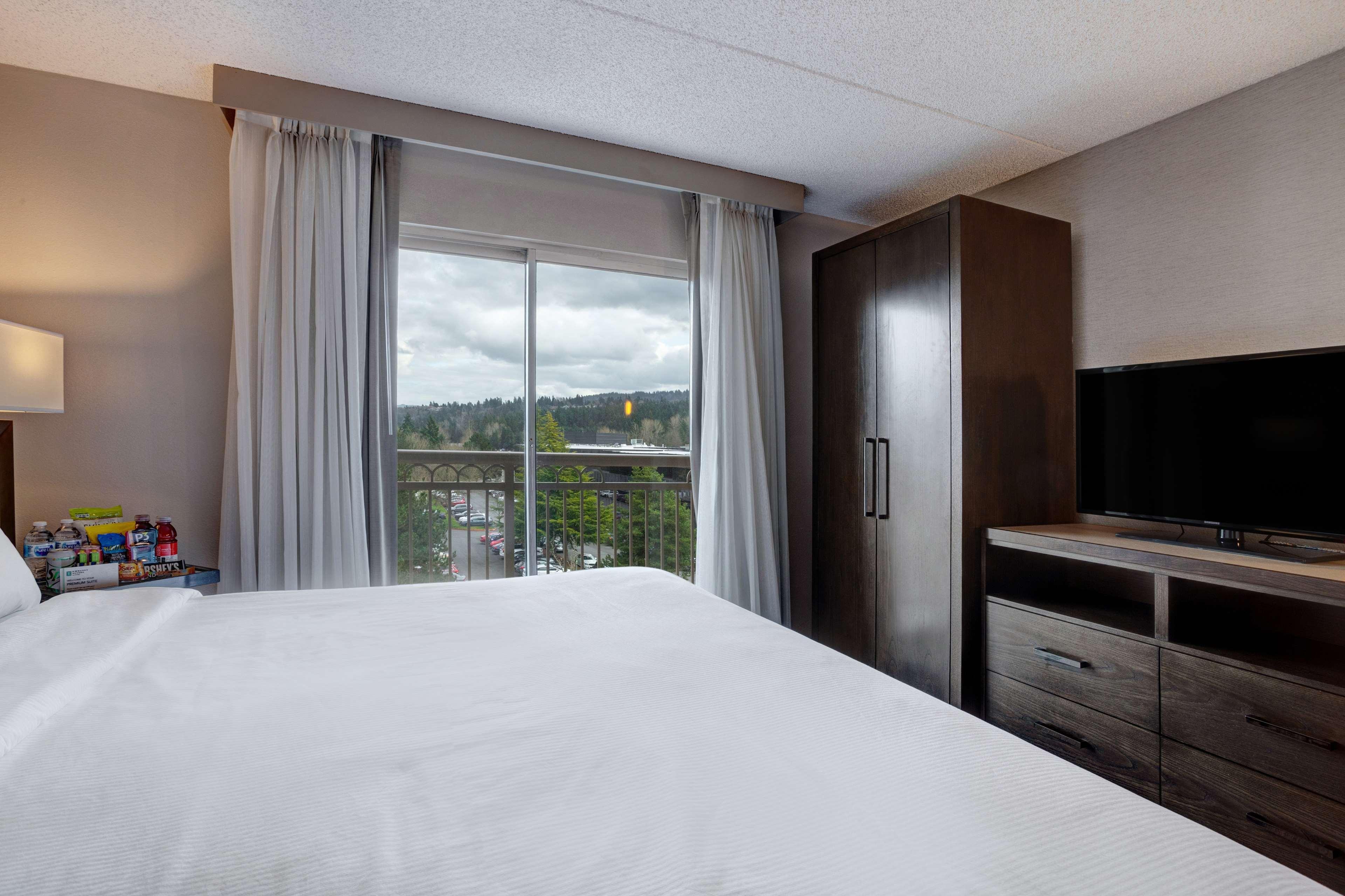 Embassy Suites By Hilton Seattle Bellevue Ngoại thất bức ảnh