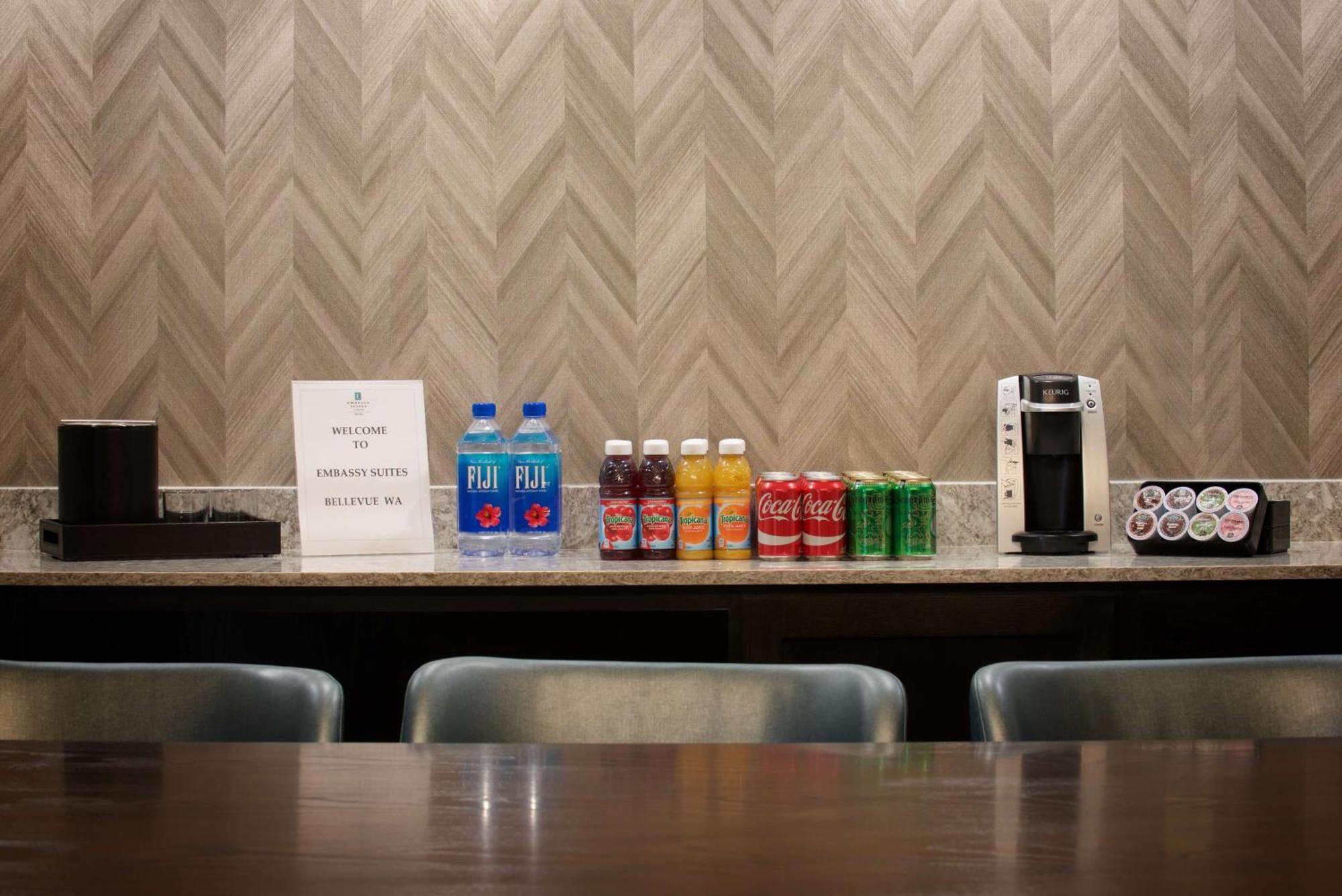 Embassy Suites By Hilton Seattle Bellevue Ngoại thất bức ảnh